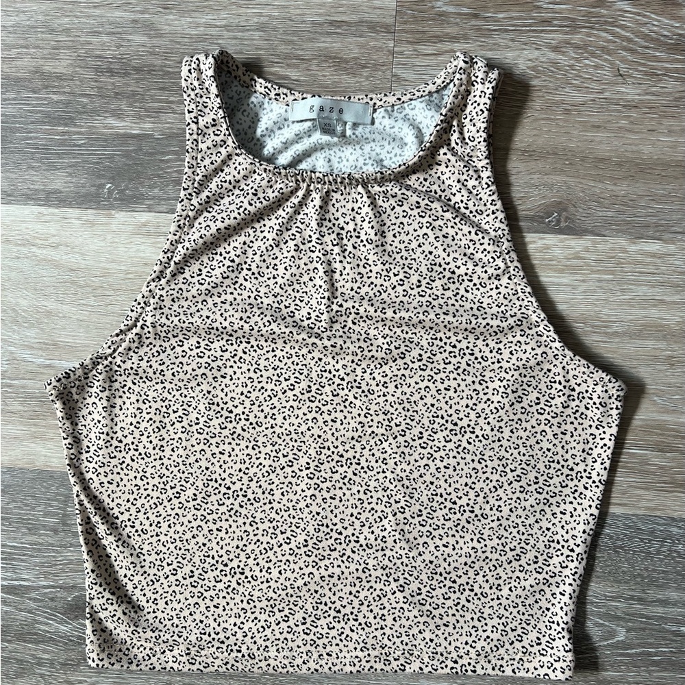 Gaze Crop Top